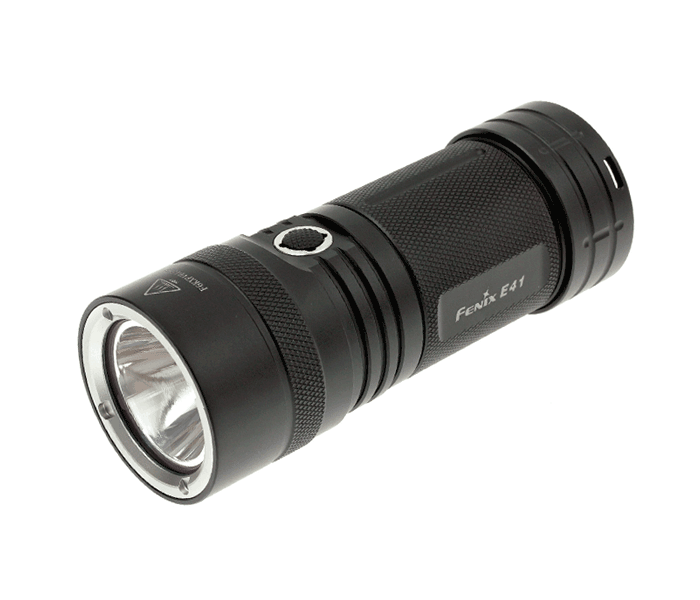Fenix E41 LED Zaklamp 1