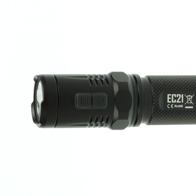 Nitecore EC21 LED zaklamp 2
