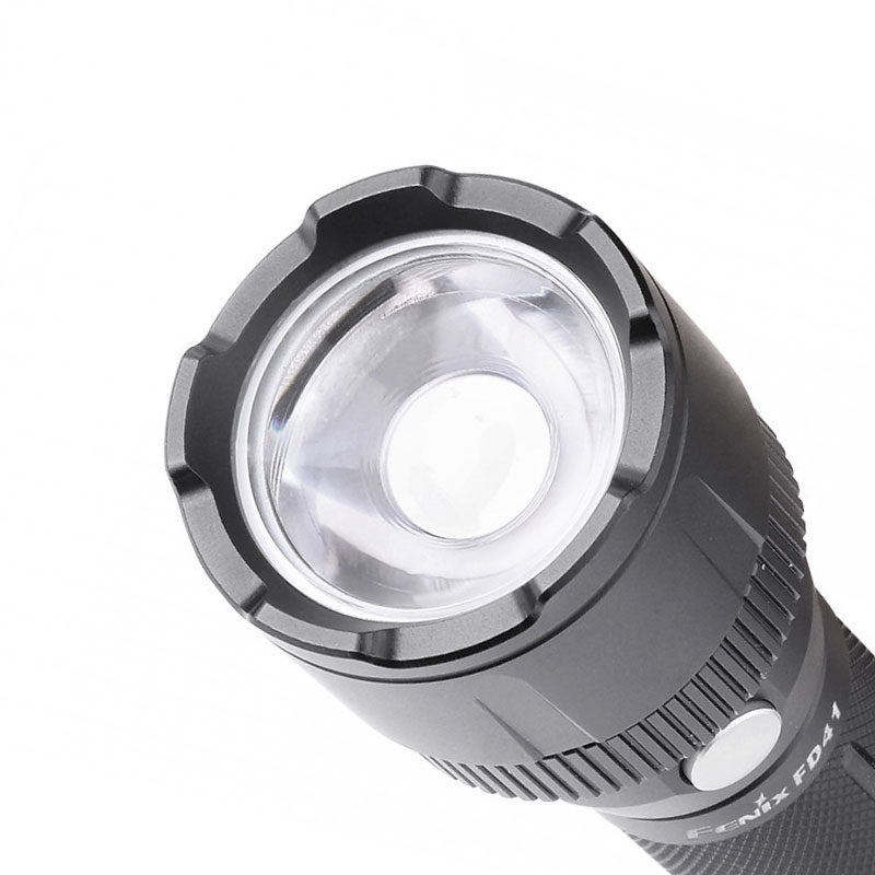 Fenix FD41 Focusbare LED zaklamp 2